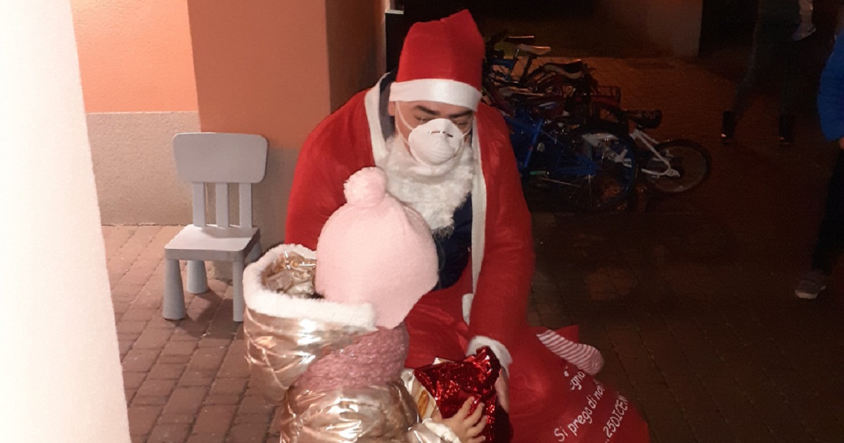 Babbo Natale delle case di accoglienza della Cooperativa AIBC
