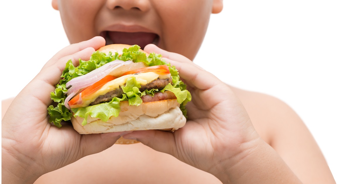 L’ineguaglianza sociale tra le cause dell’obesità infantile. L'80% dei bambini obesi resta tale anche da adulto