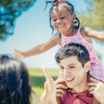 bambina in affido familiare