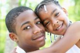 Affido familiare. Cosa significa accogliere una fratria