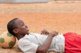 Kenya. John: orfano dell’AIDS, dopo 5 anni di orfanotrofio, ha bisogno di credere nel suo futuro 