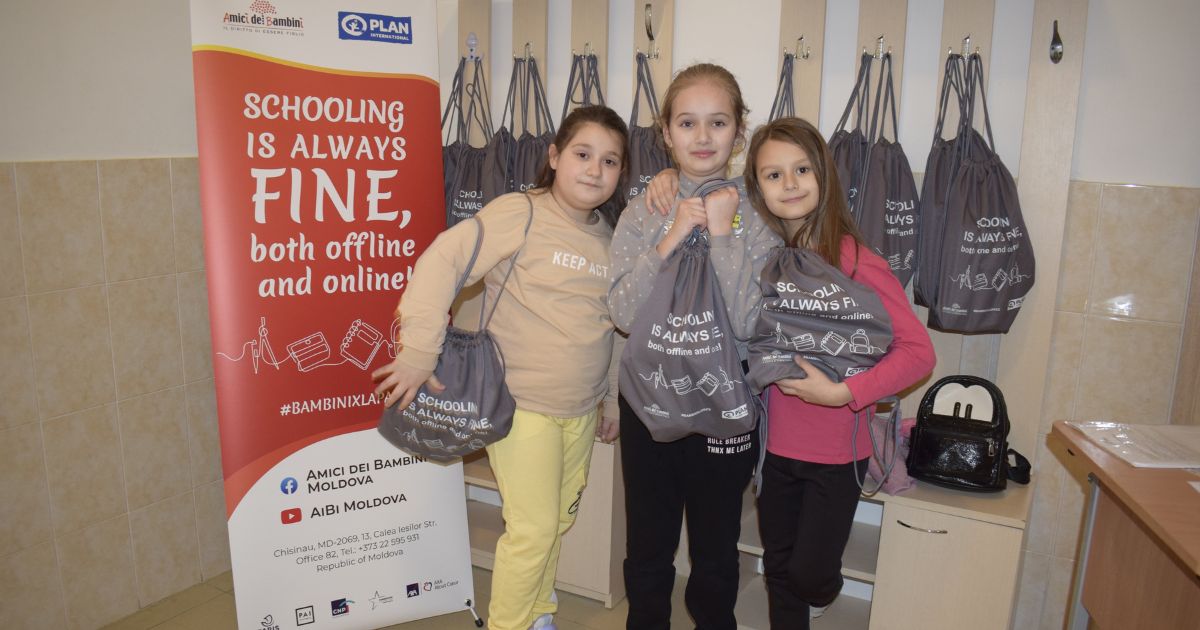 Moldova. #BAMBINIxLAPACE. L’iniziativa Back to School per aiutare i bambini ucraini a riprendere gli studi