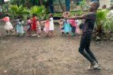 Repubblica Democratica del Congo. Una giornata di giochi e balli fuori dall’orfanotrofio