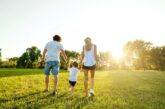 Adozione Internazionale. Un nuovo figlio in famiglia e 129 sguardi che non si dimenticano