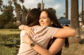 Adozione Internazionale. L'abbraccio tra Marisol e suor Lucia, il racconto di un ritorno alle origini