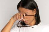 Occhio secco: un problema che colpisce soprattutto le donne. Come riconoscerlo e curarlo