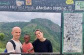 Adottare in Africa. Appena Kobby ha visto l’auto è voluto salirci sopra e lasciare l’istituto