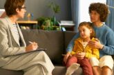 Non lasciamo sole le famiglie adottive: una ricerca mostra che si può fare