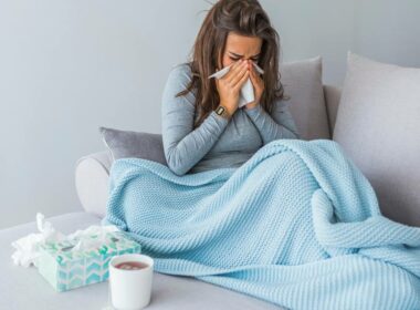 L'influenza 2025 2026 si annuncia particolarmente aggressiva e con sintomi più contagiosi