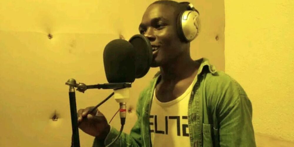 Isaka della Repubblica Democratica del Congo, aiutato dal progetto “Adotta a distanza i bambini di un orfanotrofio”