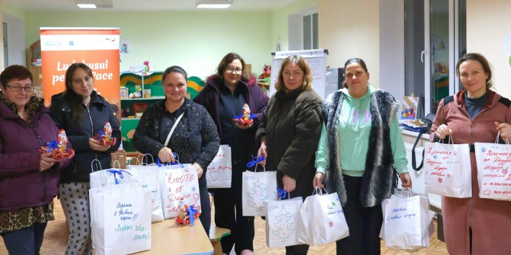 Famiglie ucraine rifugiate ospitate nel Centro di Accoglienza Temporanea per i Profughi di Cărpineni, in Moldova