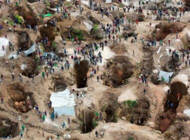 Miniera di Luwowo Coltan vicino a Rubaya, Nord Kivu, 18 marzo 2014. © MONUSCO/Sylvain Liechti