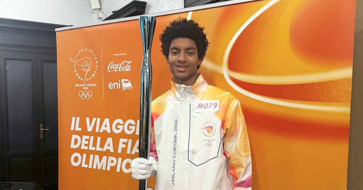 Mercoledì 4 febbraio, Tawfik porta la fiaccola olimpica