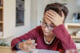 Compiti delle vacanze estive: cinque consigli per aiutare bambini e ragazzi a trovare il giusto equilibrio