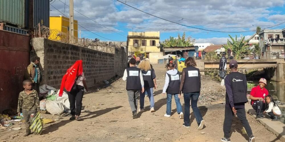 Un momento della missione in Madagascar per l'avvio del progetto "Radici di Futuro"