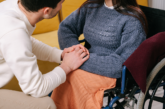 Invalidità grave e indennità di accompagnamento: perché il 100% non basta