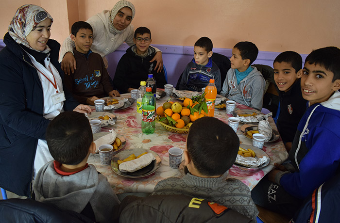 festa bambini centro fes in marocco