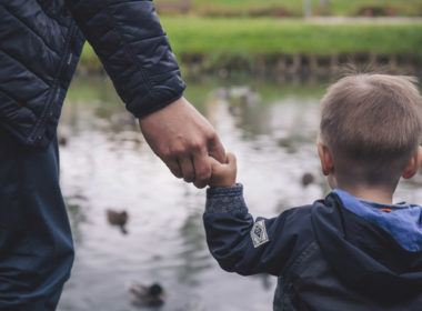 famiglia, come lievitano i costi in caso di separazione, specialmente per i papà