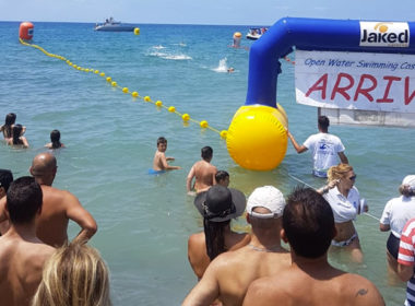 salerno. Le gare master di nuoto della Rari Nantes, ambasciatrice Ai.Bi. tra le onde!