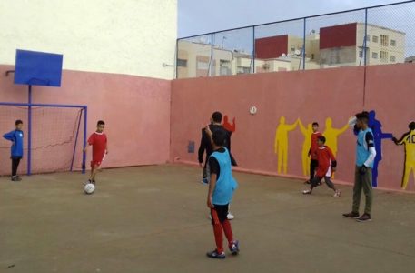 marocco, la vittoria dei bambini del Sidi Bernoussi nella partita di calcio