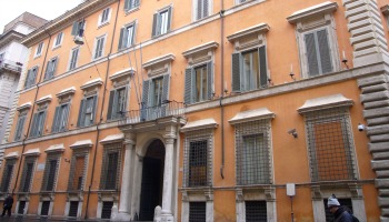 palazzo giustiniani 350