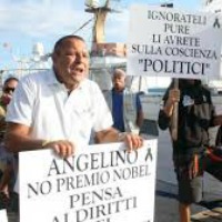 protesta lampedusa 200